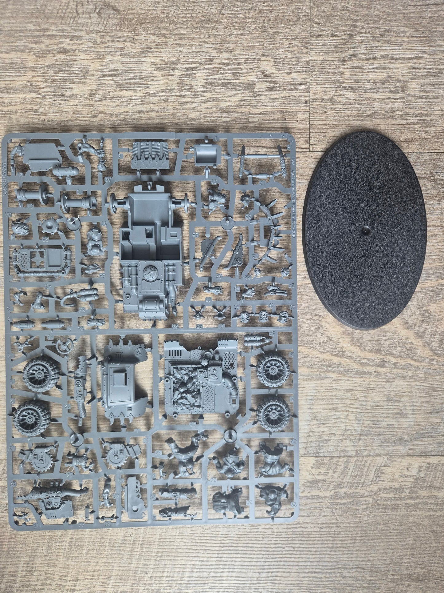 Einzelgussrahmen Orks Rukkatrukk Squigbuggy