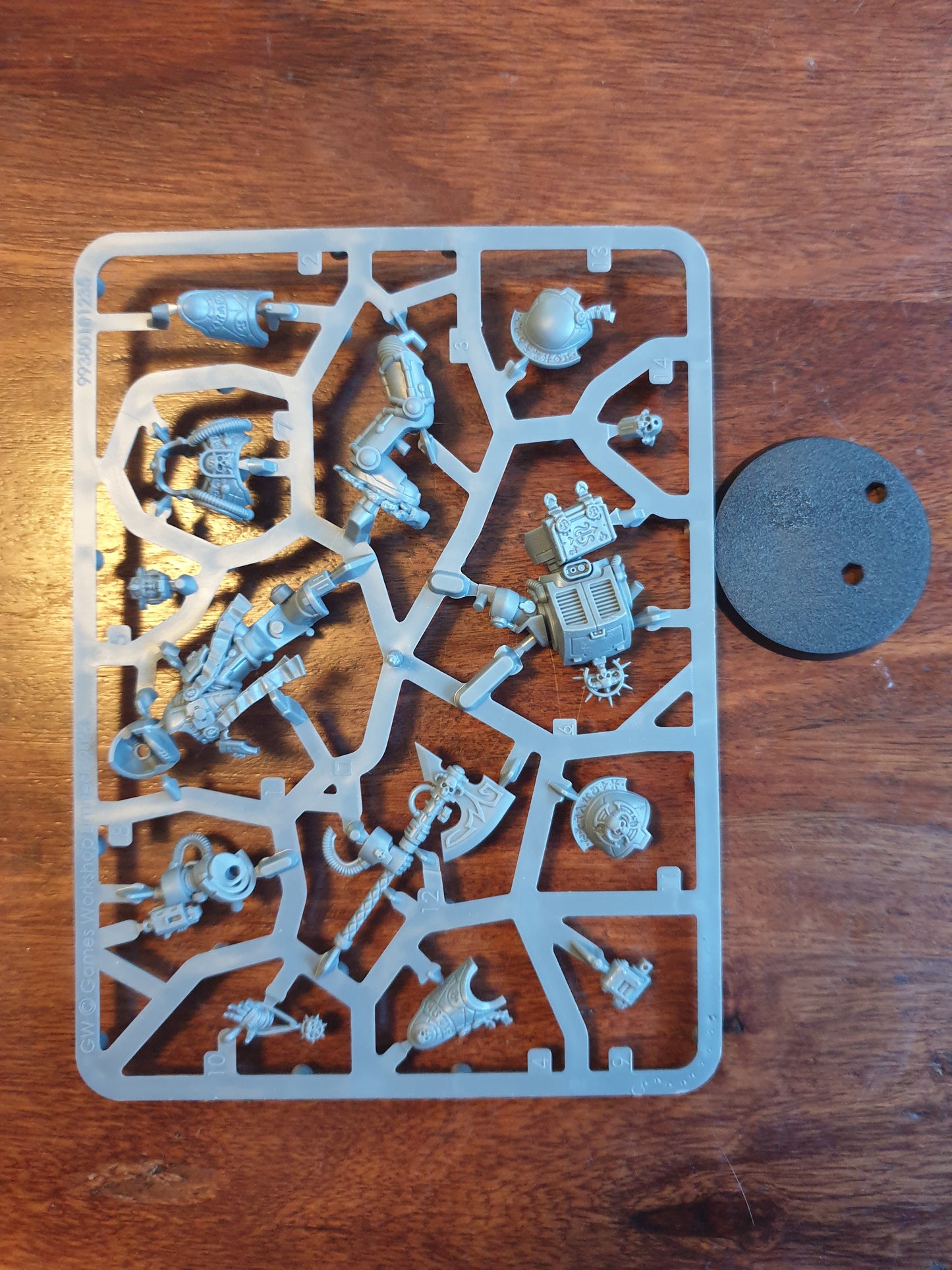 Space Marine Scriptor in Terminatorrüstung Gussrahmen
