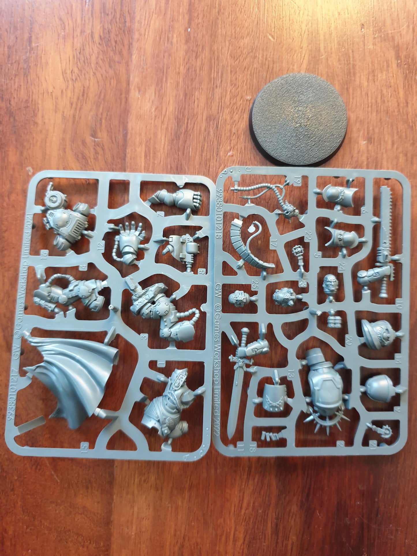 Space Marine Captain in Gravis Rüstung Einzelgussrahmen