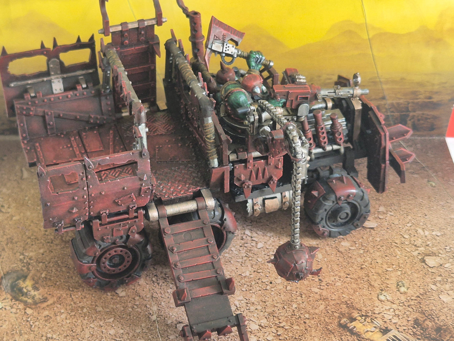 Warhammer 40K Ork Truck gebaut & bemalt