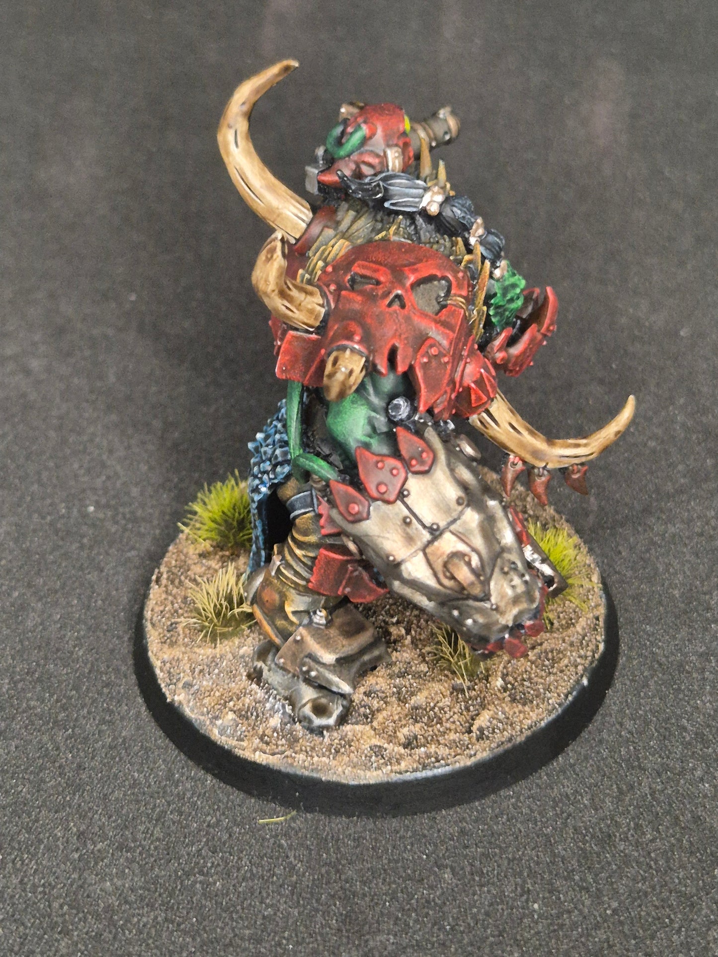 Warhammer 40K Orks Beastboss gebaut & bemalt nach Bestellung